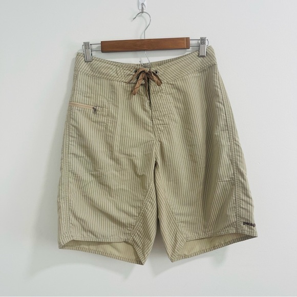 Patagonia Board Shorts Mens 28 Tan/Brown Pinstripe Swim Trunks 9.5” Inseam - Picture 1 of 7